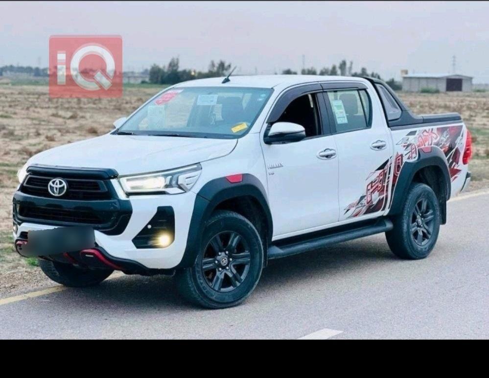 تويوتا هايلوكس